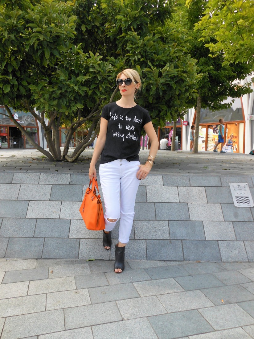 how to wear white denim fashion blogger